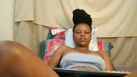 leylacuty13 online show from 03.13.26