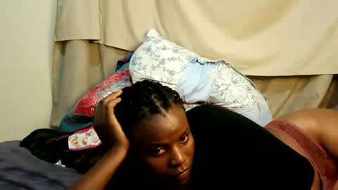 leylacuty13 online show from 03.13.26