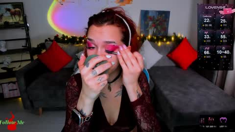 Snapshot of leylanoir chatting on 01.15.25 LEA online show from 01.15.25