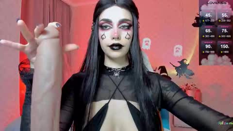 Snapshot of leylanoir chatting on 11.01.25 LEA online show from 11.01.25