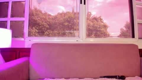 LEZY online show from 09.10.25