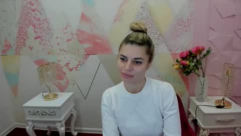 Snapshot of li_me chatting on 12.02.25 li_me online show from 12.02.25