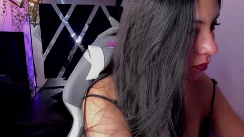 Snapshot of lia_14_ chatting on 01.15.25 Lia online show from 01.15.25