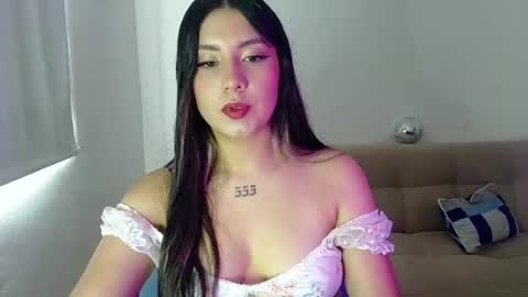 Snapshot of lia_14_ chatting on 06.24.26 Lia online show from 06.24.26