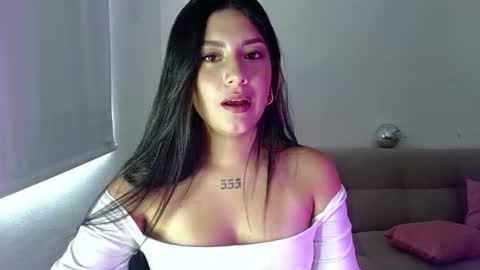 Snapshot of lia_14_ chatting on 07.29.26 Lia online show from 07.29.26
