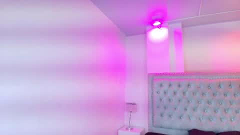 Lia  online show from 04.08.26