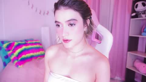 Snapshot of lia_mackenzie chatting on 05.15.26 liaa online show from 05.15.26