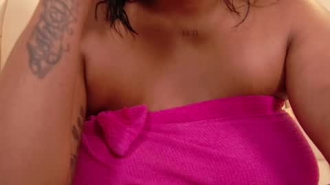 lia_mariana online show from 09.14.25