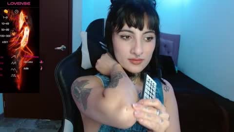 lia spicy   ig online show from 02.20.25