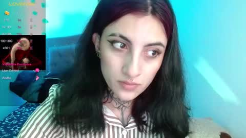 lia spicy   ig online show from 12.15.25