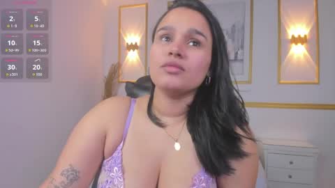 Snapshot of lia_sexx19 chatting on 05.22.26 Lia online show from 05.22.26