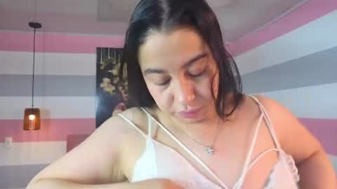 Snapshot of lia_valentino chatting on 07.14.26 LIA online show from 07.14.26