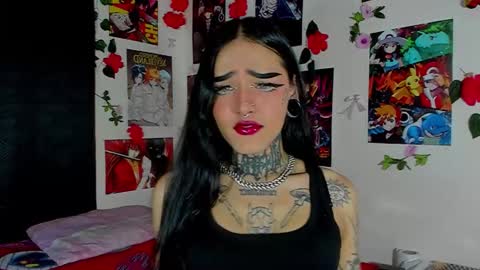 Snapshot of lia_volkov chatting on 10.08.25 online show from 10.08.25