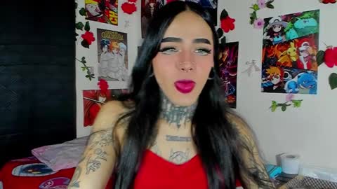 Snapshot of lia_volkov chatting on 10.12.25 online show from 10.12.25