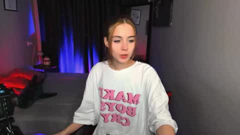 Lia online show from 01.13.26