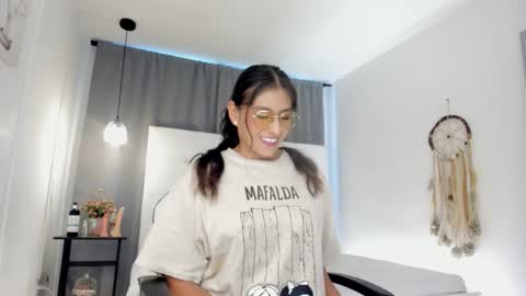   Liaa  online show from 01.13.26