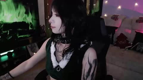 Liaa  online show from 12.17.25