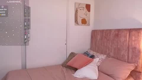 Snapshot of liaaa___ chatting on 01.26.25 Lia online show from 01.26.25