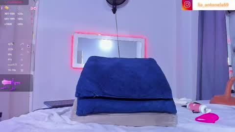 Antonela online show from 02.20.25