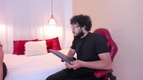 Lia Bell online show from 07.28.26