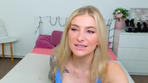 Lia online show from 03.20.26