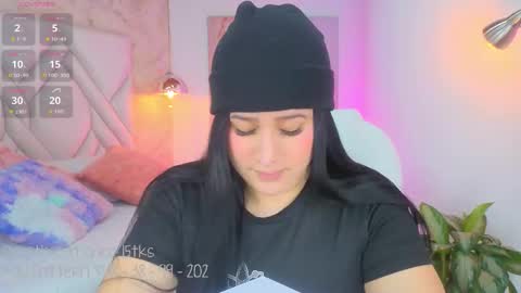 Lia Cox online show from 03.04.26