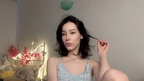 Snapshot of liaglamour chatting on 06.16.26 Lia online show from 06.16.26