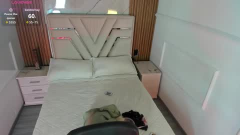 Liah Fontaine online show from 12.15.25