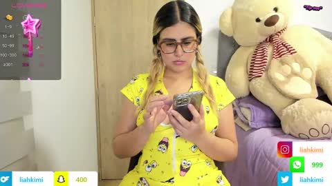 Lia  online show from 12.06.24