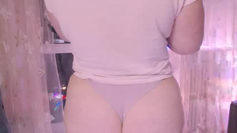 miss Lia  colection for travel online show from 12.08.24