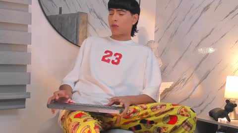 Liam online show from 01.24.25