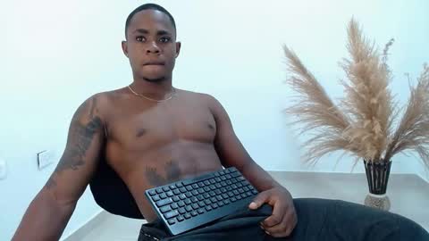 liam_bolt online show from 02.20.26