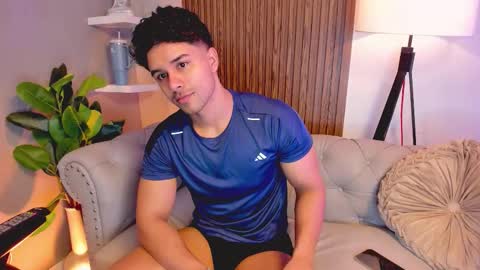 Liam Collins online show from 12.03.25