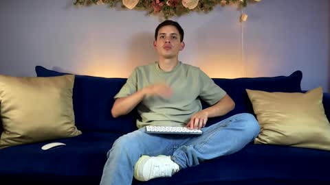 Liam online show from 12.31.24