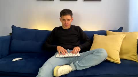 Liam online show from 02.10.25