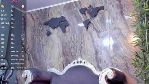 LIAM KLEIN online show from 02.04.25