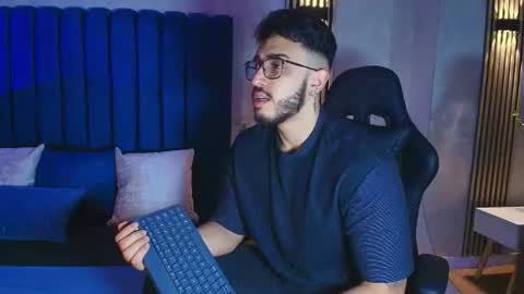 Snapshot of liam_kleiin chatting on 06.14.26 LIAM KLEIN online show from 06.14.26
