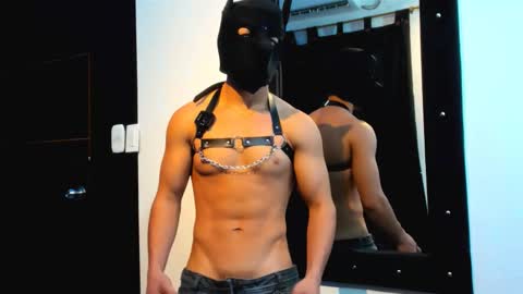 liam_knight online show from 10.24.25