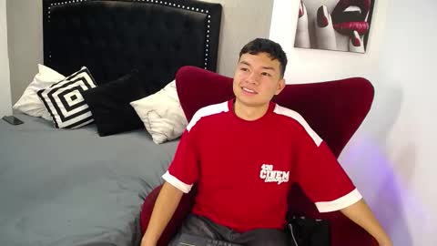 Liam  online show from 02.08.26