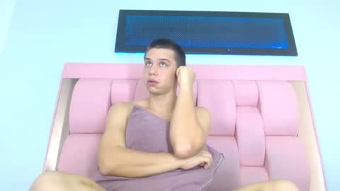 Snapshot of liam_york chatting on 12.01.25 liam_york online show from 12.01.25