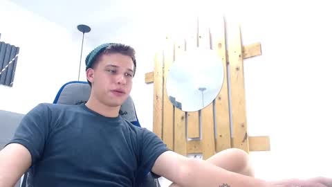 Snapshot of liam_york chatting on 01.11.26 liam_york online show from 01.11.26