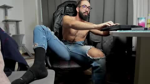 Liam online show from 02.11.25