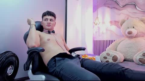 Snapshot of liamcardona chatting on 09.16.25 liamcardona online show from 09.16.25