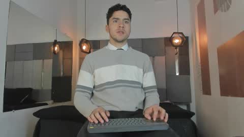 Snapshot of liamnovak chatting on 02.09.26 Liam online show from 02.09.26