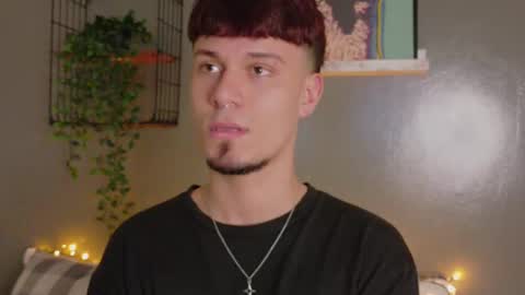 Snapshot of liamthunder05_ chatting on 10.03.25 Liam Thunder online show from 10.03.25