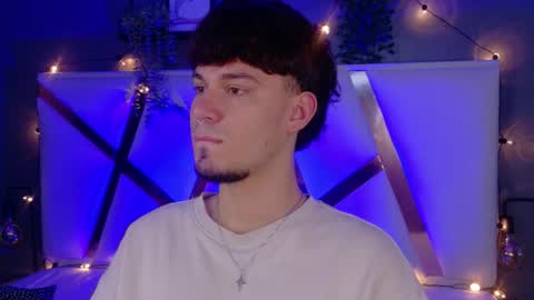 Snapshot of liamthunder05_ chatting on 11.21.25 Liam Thunder online show from 11.21.25