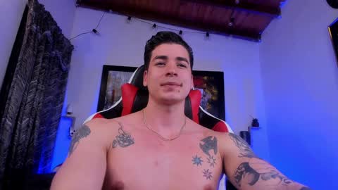 Snapshot of liamwyatt_ chatting on 02.08.25 liamwyatt_ online show from 02.08.25