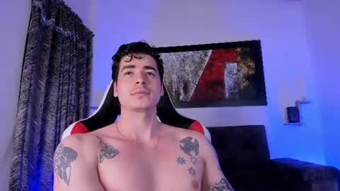 Snapshot of liamwyatt_ chatting on 06.15.26 liamwyatt_ online show from 06.15.26