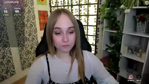 Liana online show from 03.10.25