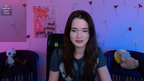 Snapshot of liana_kisses chatting on 05.25.26 Little Liana online show from 05.25.26